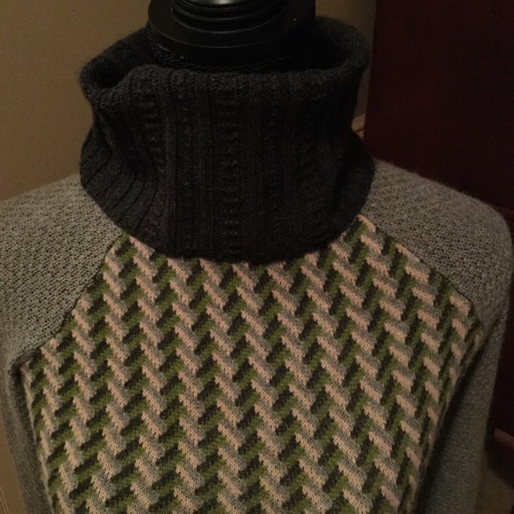 Anthropology Sparrow Cowl Neck Sweater Size XS - Picture 2 of 7